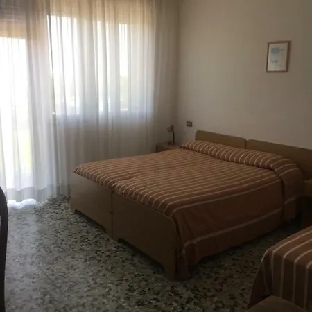 Margherita فندق سوتّومارينا